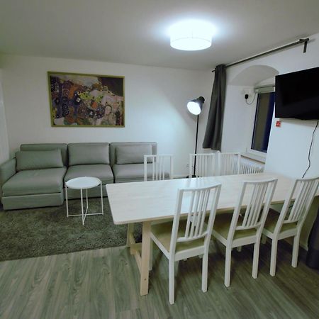 Arnulfsplatz Aparts Ratisbona Esterno foto
