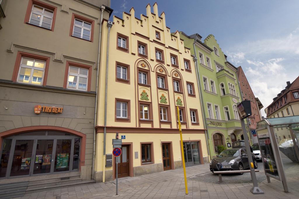 Arnulfsplatz Aparts Ratisbona Esterno foto